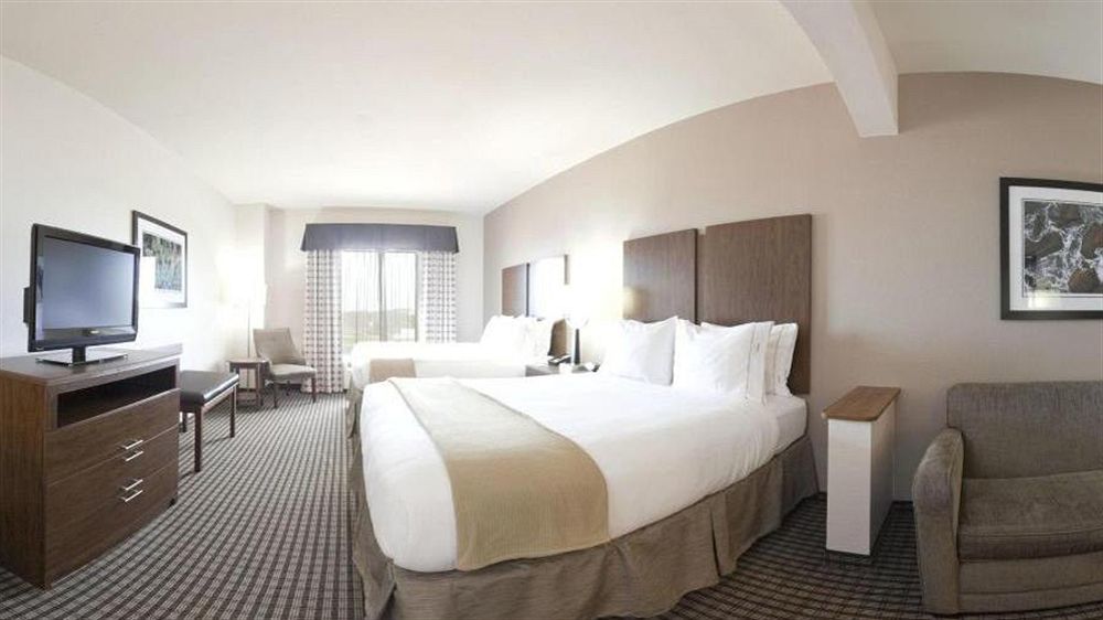 Holiday Inn Express Hotel & Suites Port Arthur, An Ihg Hotel Extérieur photo