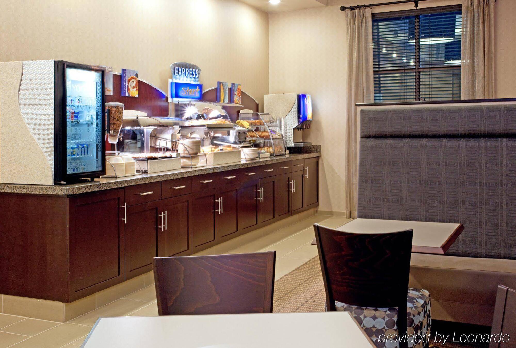 Holiday Inn Express Hotel & Suites Port Arthur, An Ihg Hotel Extérieur photo